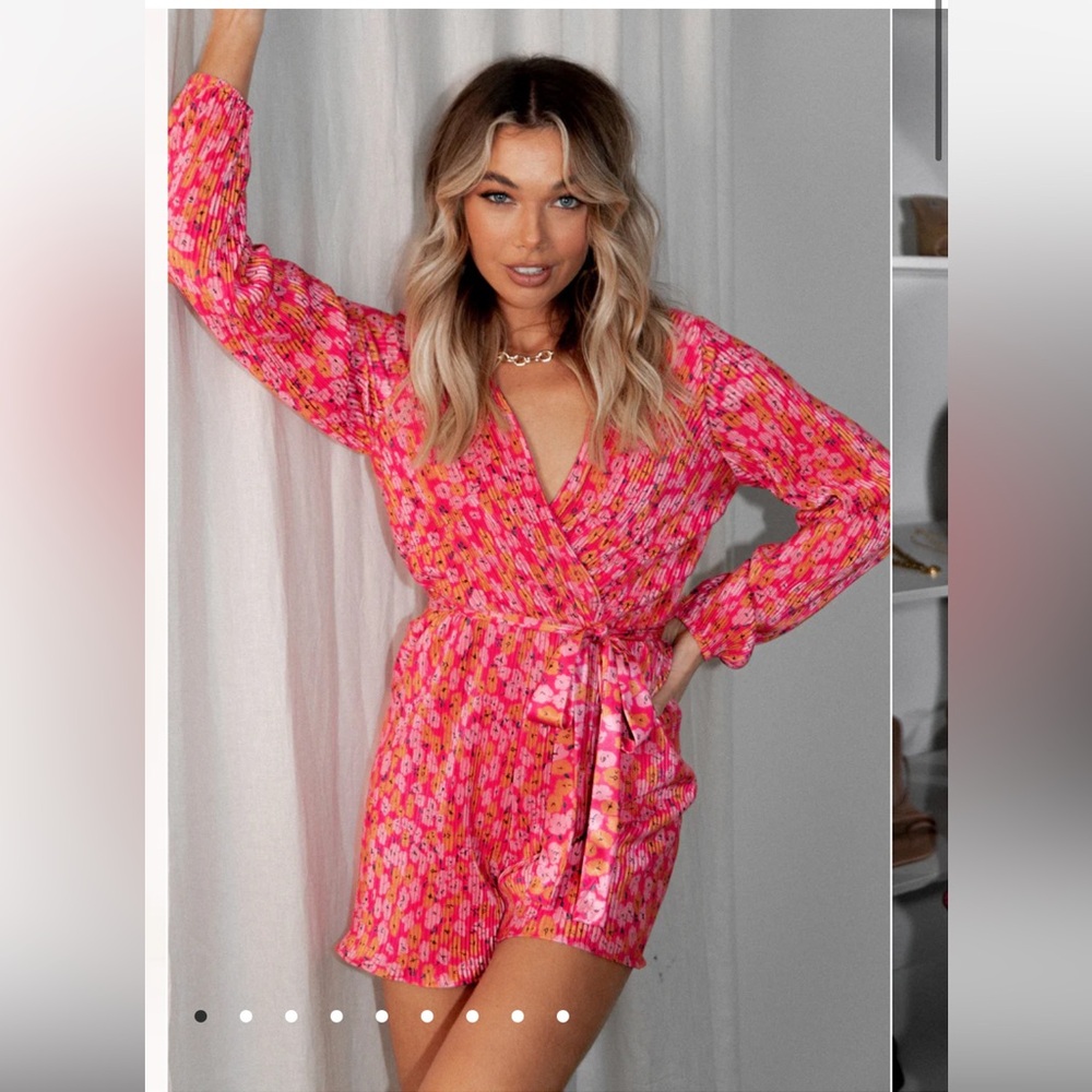 NWOT Petal and Pup Minelli Pleated Playsuit